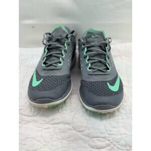 Gray and teal Nike women’s 7.5